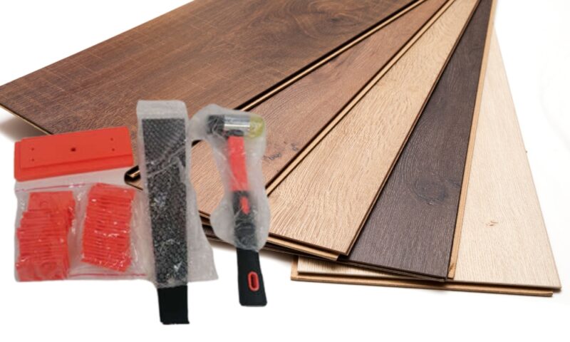 Wurx komplet za laminat (1)